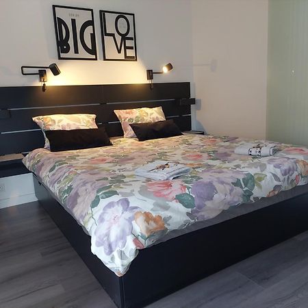 Petra Rooms And Apartments Palit Bagian luar foto