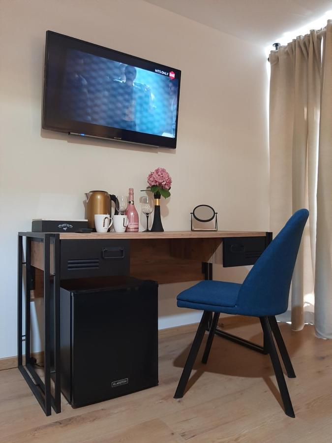 Petra Rooms And Apartments Palit Bagian luar foto